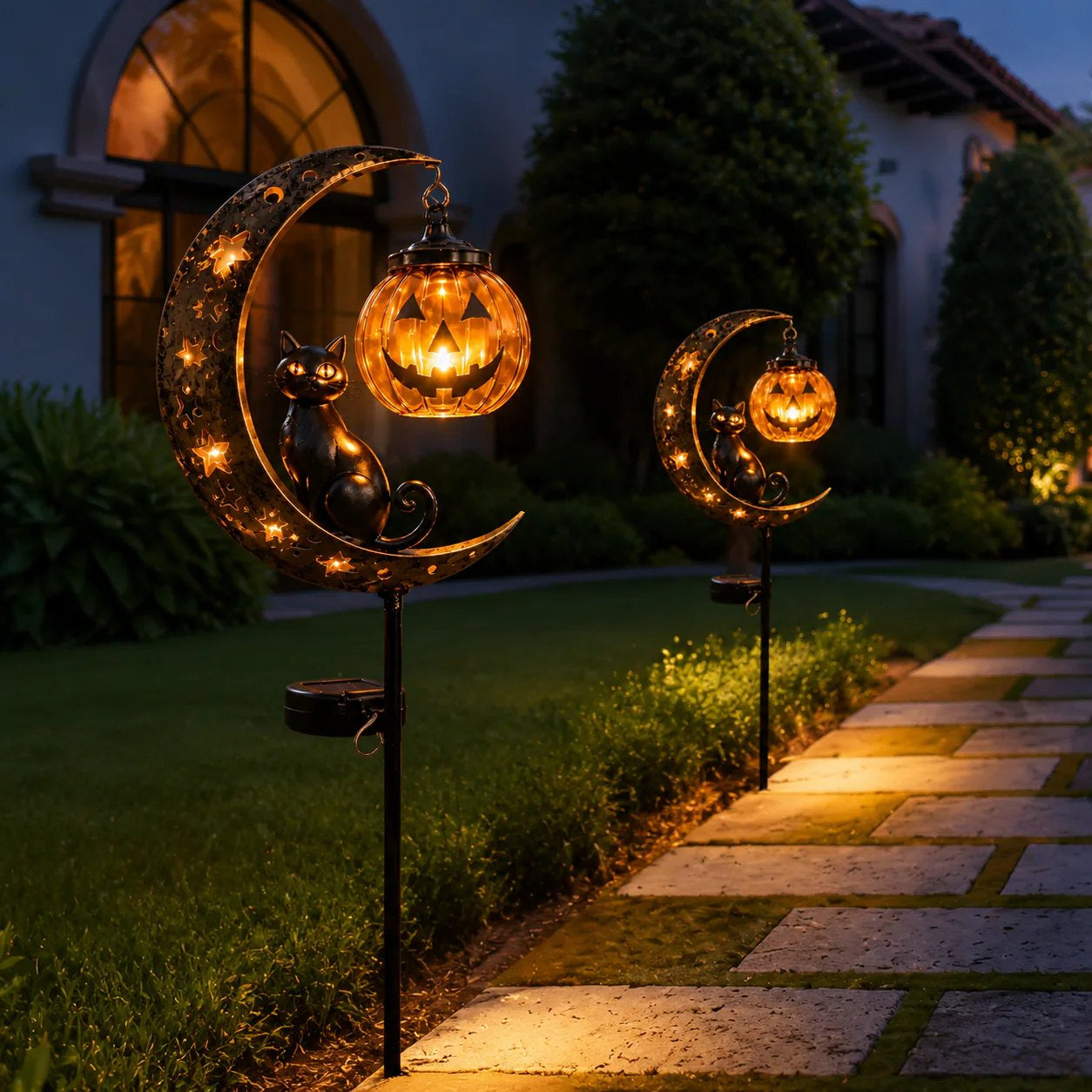 🎃 Halloween Early Bird Sale | 60% OFF Pumpkin Moon Garden Stake Light