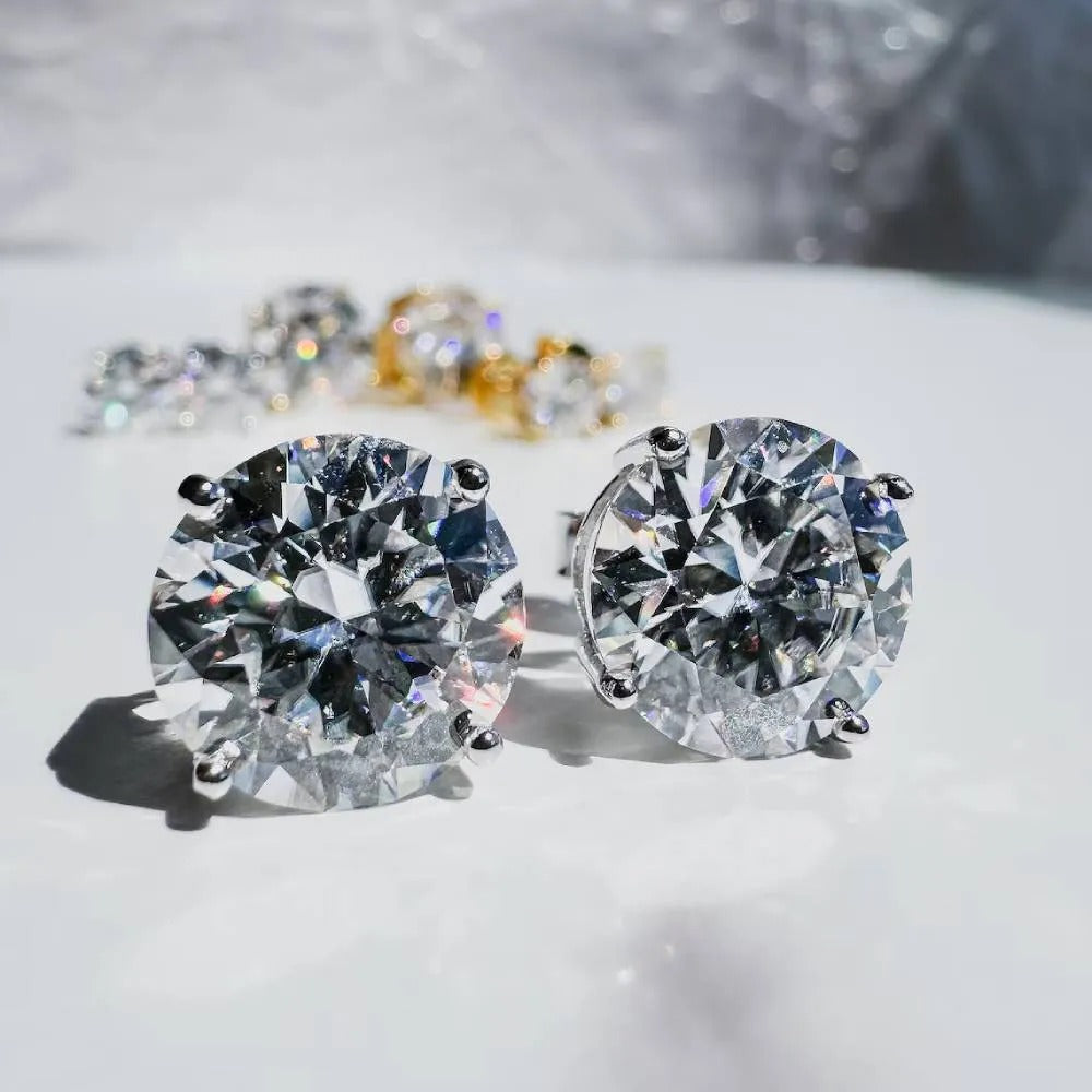 Classic 4-Prong Moissanite Earrings